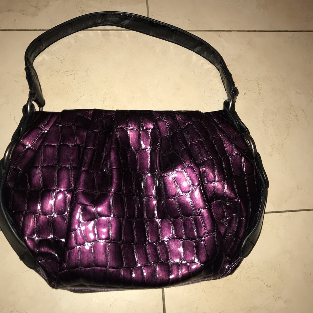 Vera Wang medium/small bag